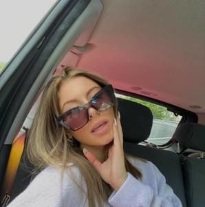 Meet your Posher, Celia